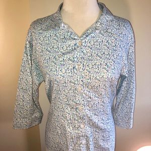 L.L Bean wrinkle free floral Size Large Shirt